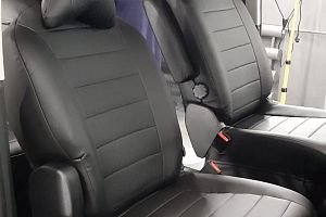 Авточехлы из экокожи для Ситроен С4 Гранд Пикассо
