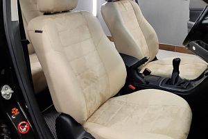 Авточехлы из экокожи для Мазда 6